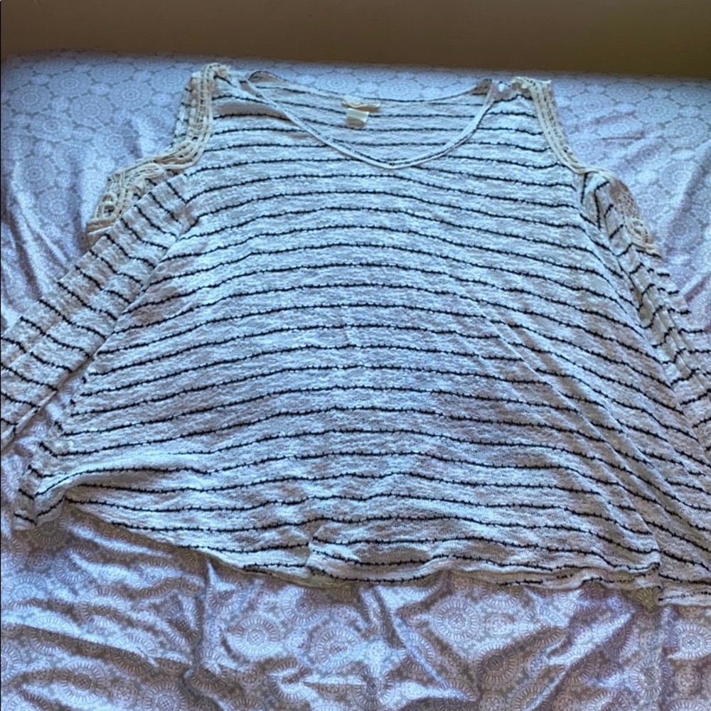 shoulder cut sweater